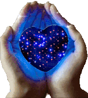 Gif animé coeur dans les mains